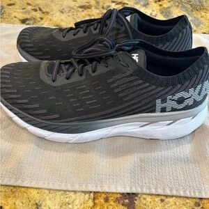 Mens size 11 hoka sneakers